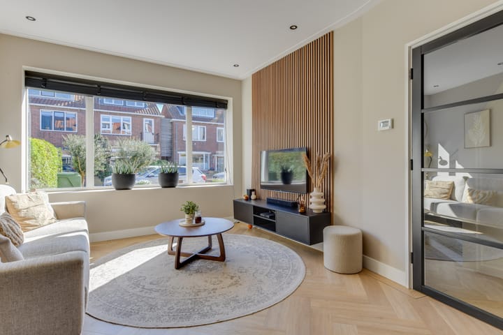 Foto 14 van Anna van Burenstraat 30