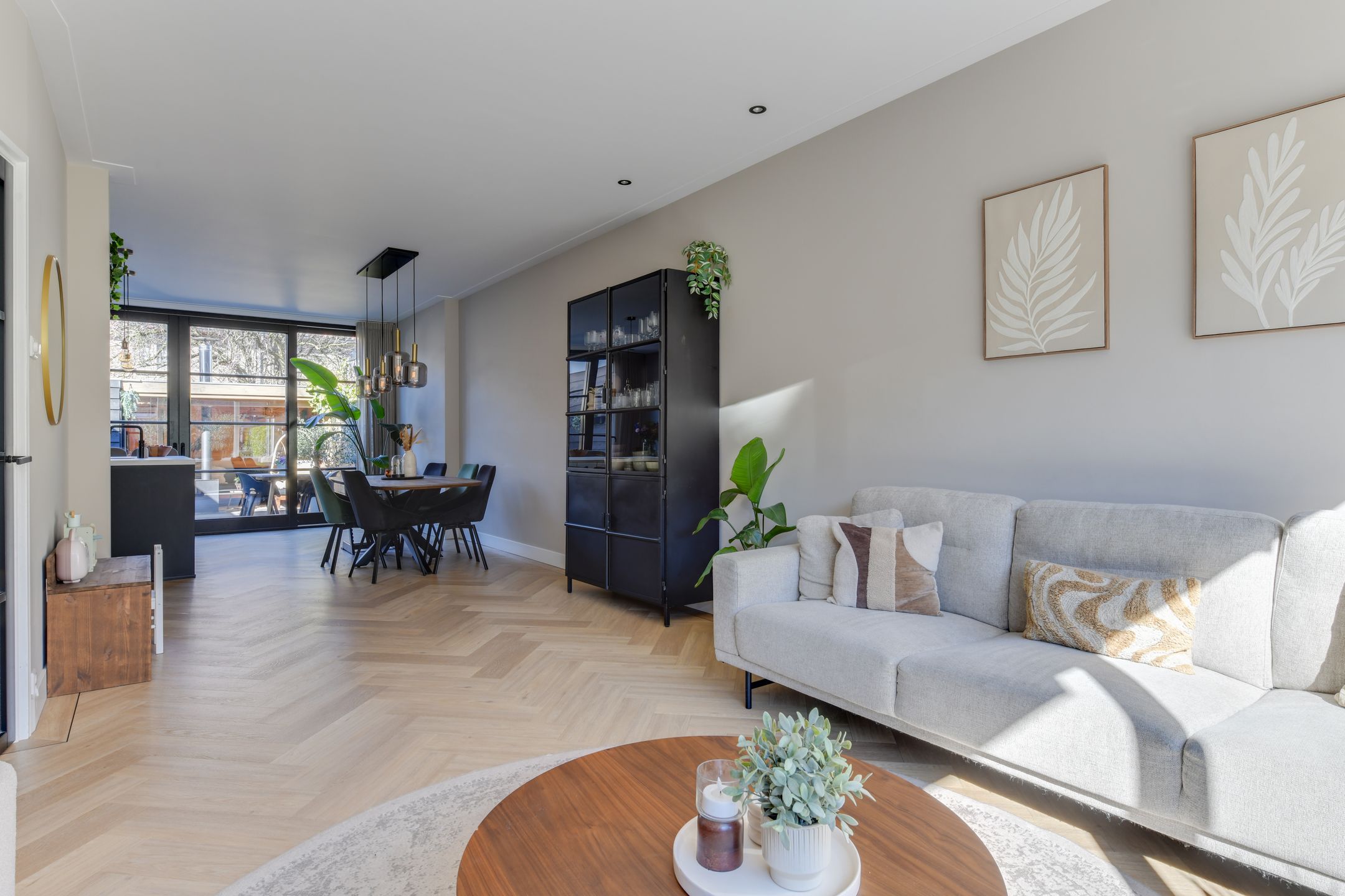 Foto 15 van Anna van Burenstraat 30