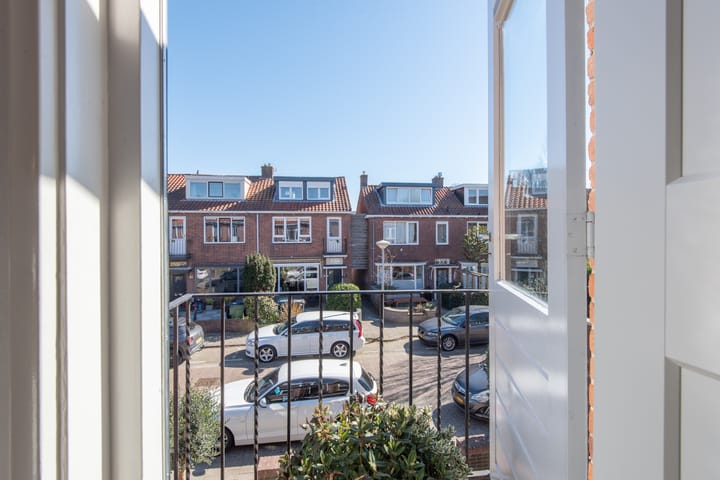 Foto 32 van Anna van Burenstraat 30