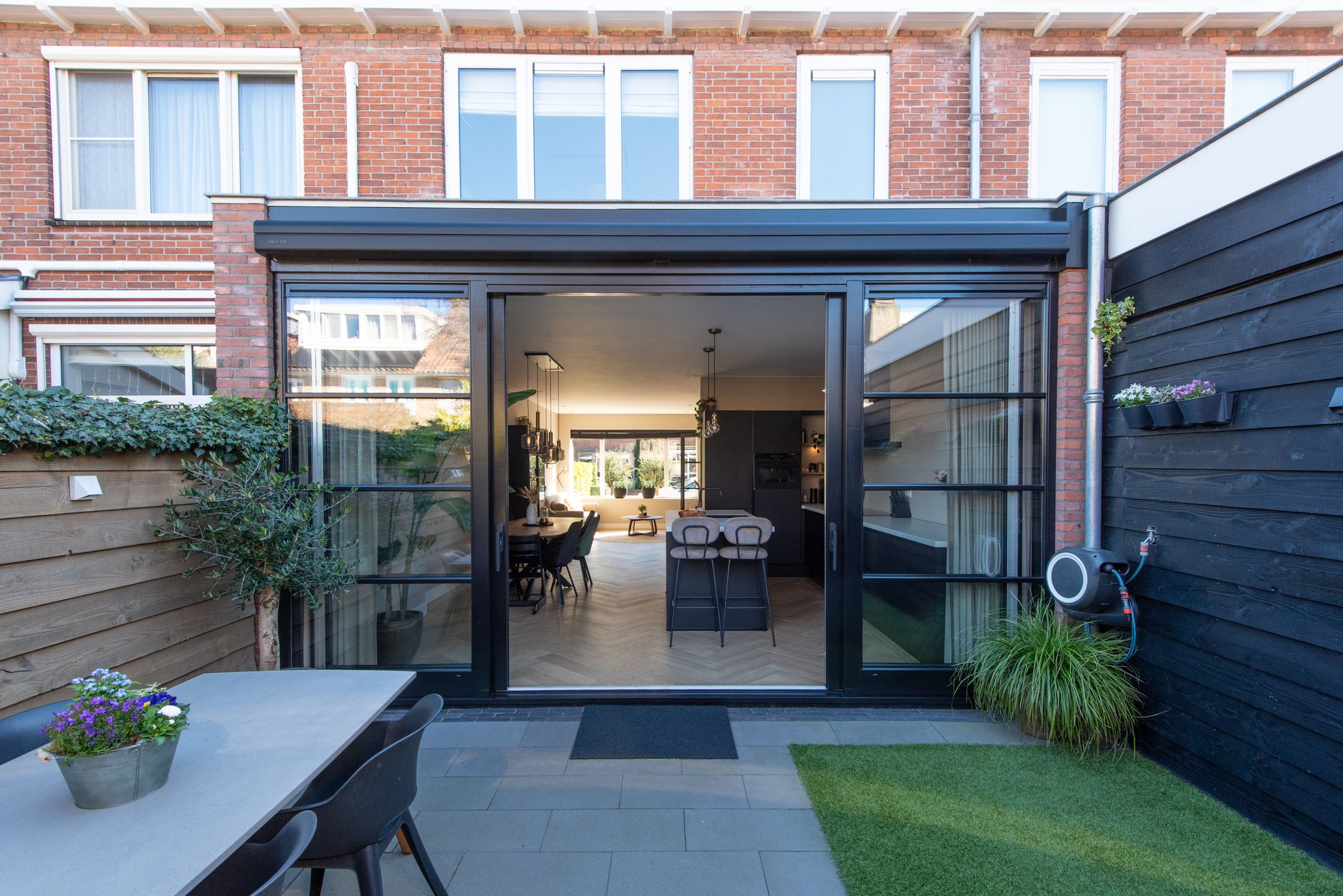 Foto 54 van Anna van Burenstraat 30