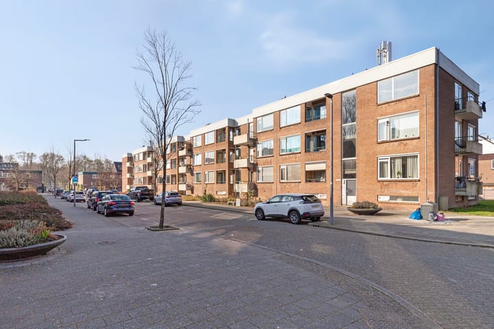 Foto 1 van Kruiningenstraat 165