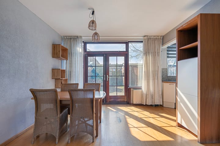 Foto 11 van Alexander Verhuellstraat 111