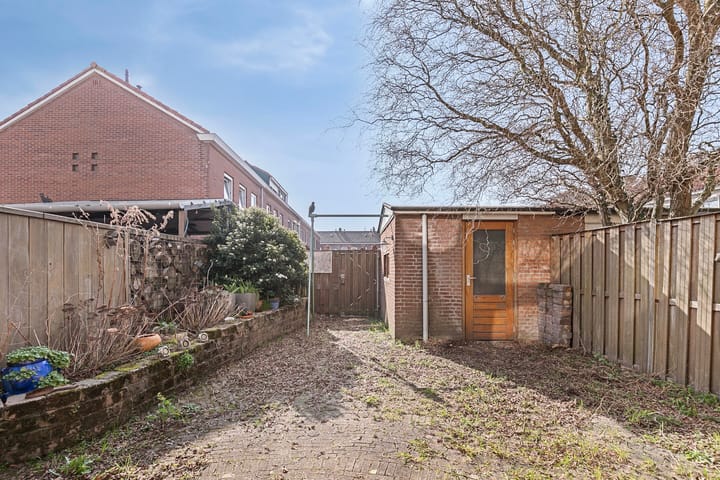 Foto 28 van Alexander Verhuellstraat 111