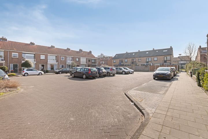 Foto 30 van Alexander Verhuellstraat 111