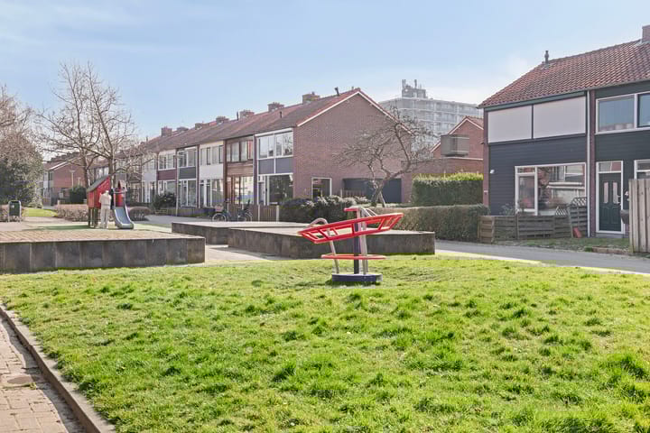 Foto 31 van Alexander Verhuellstraat 111