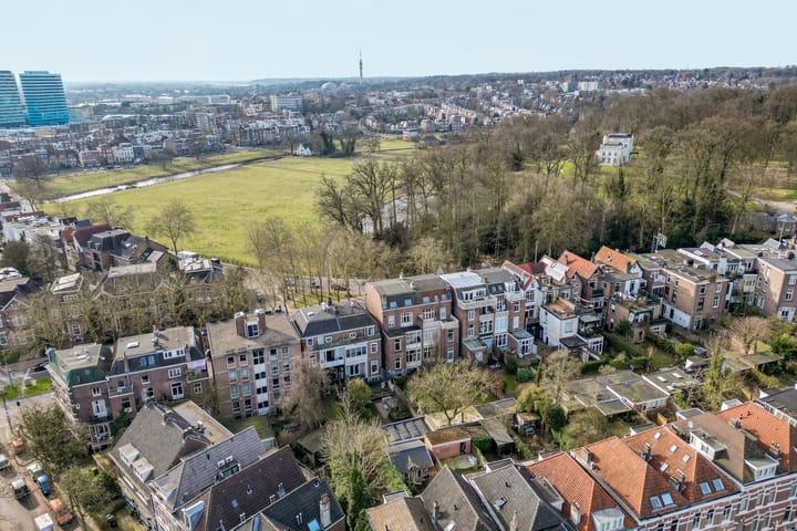 Foto 41 van Apeldoornseweg 122-3