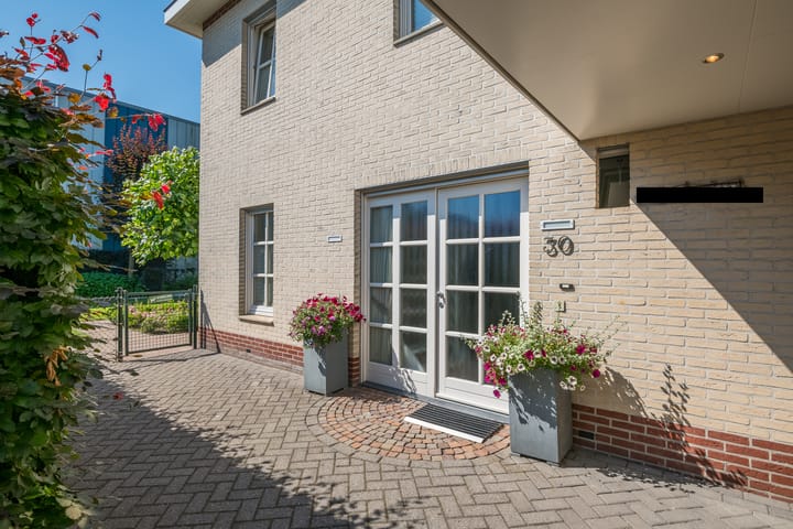 Foto 12 van Tinbergenstraat 30