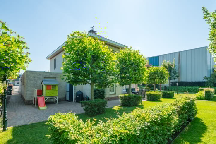 Foto 13 van Tinbergenstraat 30