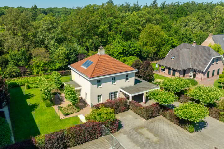 Foto 28 van Tinbergenstraat 30