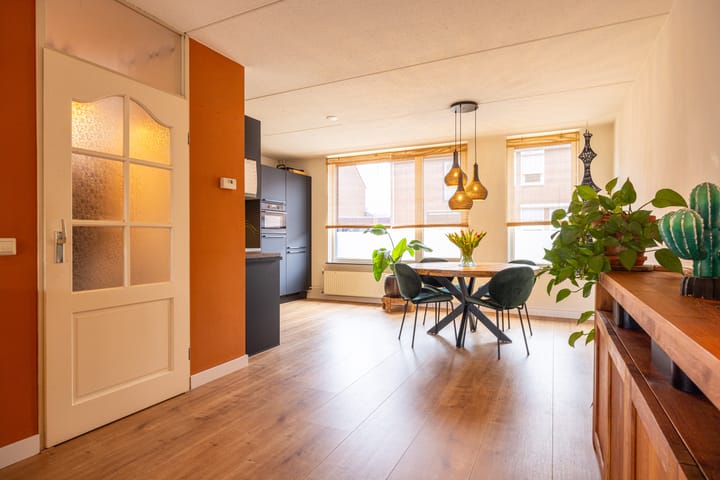 Foto 12 van Karensstraat 21