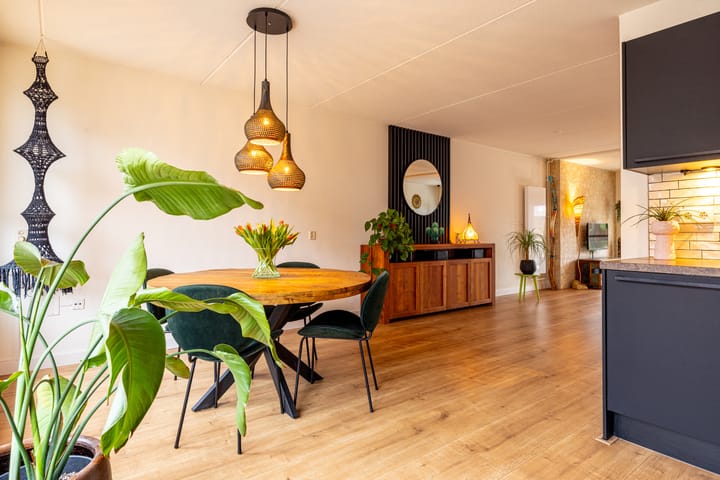 Foto 14 van Karensstraat 21