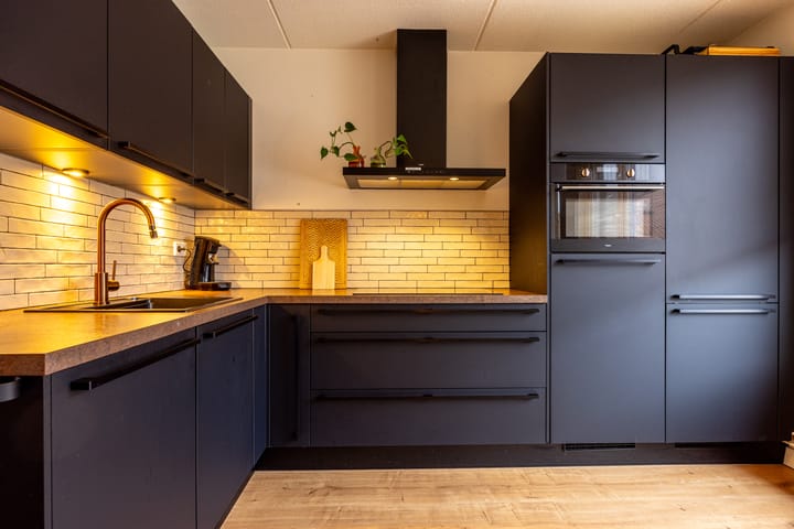 Foto 16 van Karensstraat 21