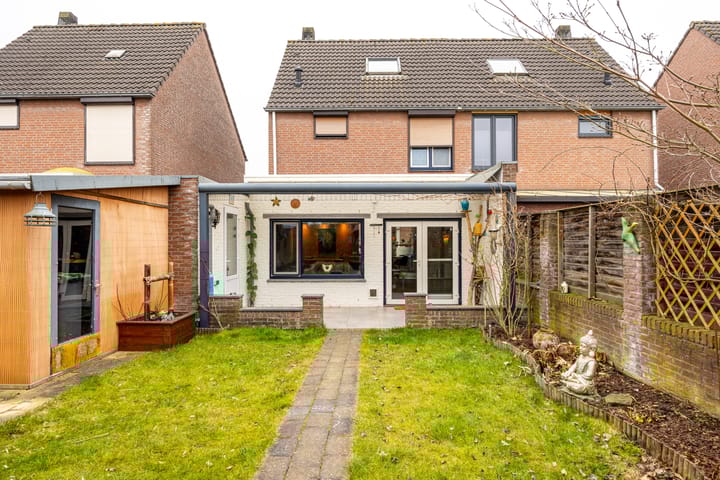 Foto 31 van Karensstraat 21