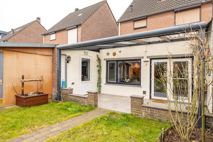 Foto 33 van Karensstraat 21