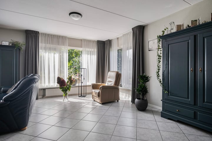 Foto 13 van Julianastraat 7-A