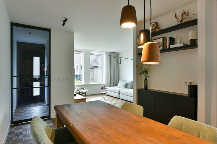 Foto 5 van Brandnetel 33