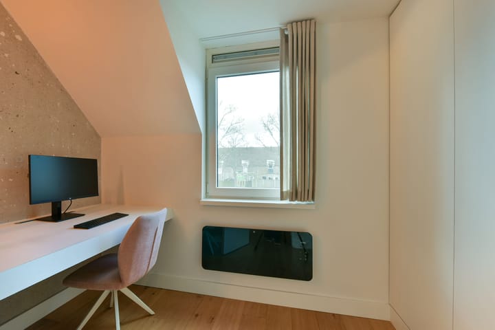 Foto 19 van Brandnetel 33