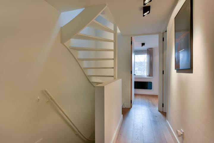 Foto 24 van Brandnetel 33