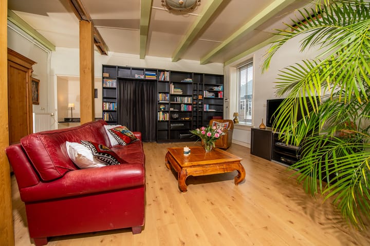 Foto 15 van Hoofdweg 120