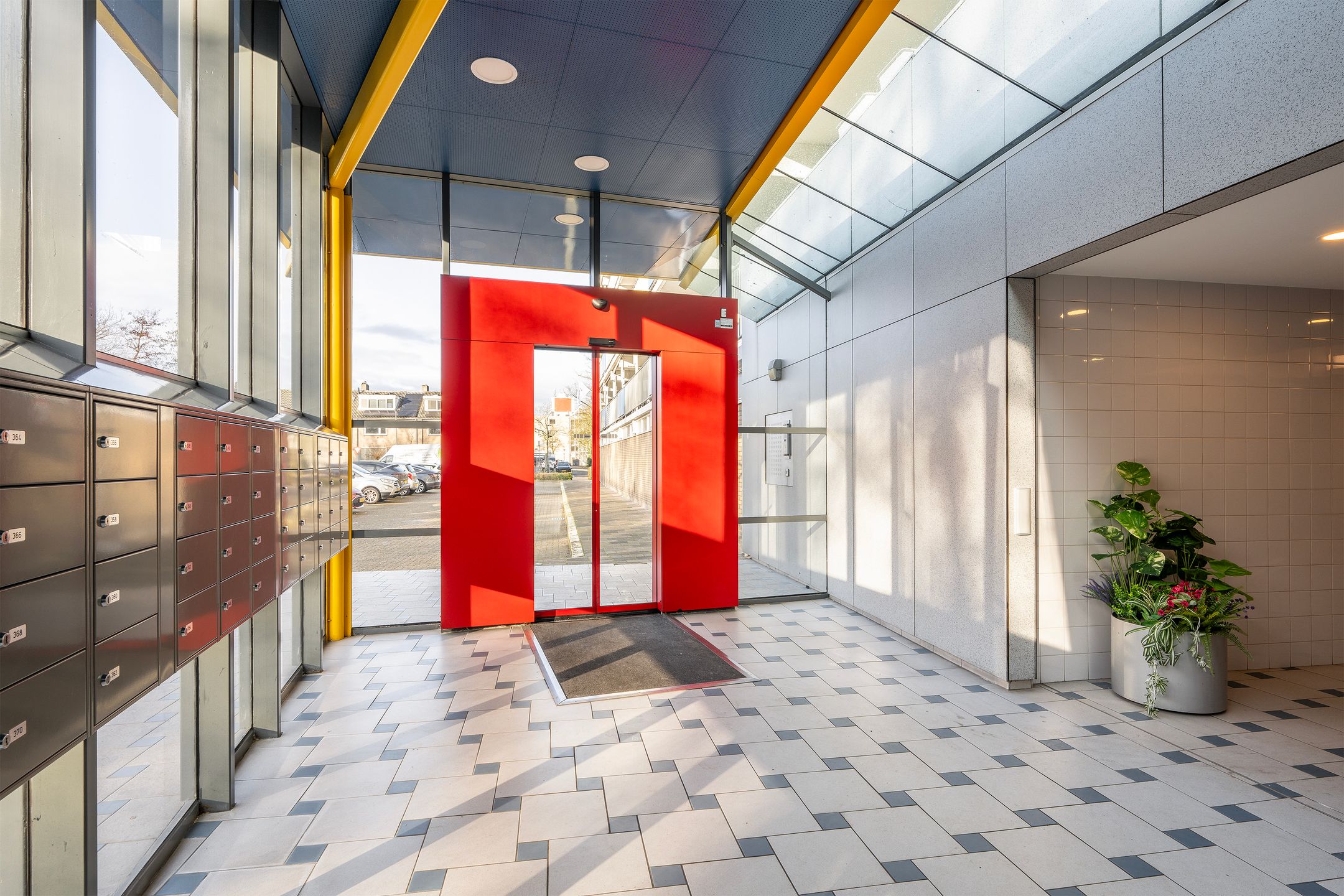 Foto 9 van Albertine Agneslaan 296