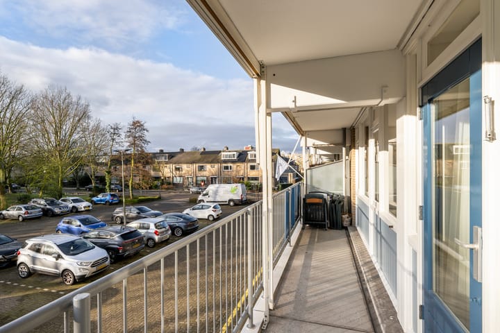 Foto 28 van Albertine Agneslaan 296