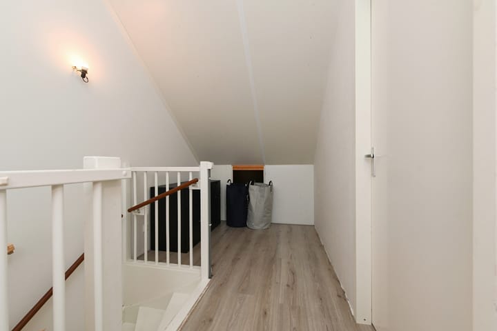 Foto 25 van Hermelijnzoom 12