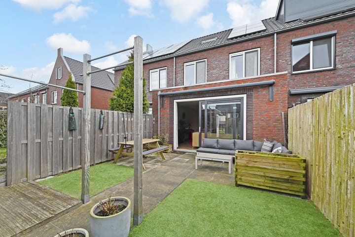 Foto 30 van Hermelijnzoom 12