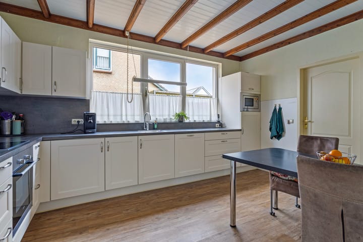 Foto 9 van Burgemeester van Elkstraat 3