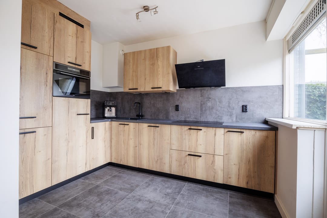 Foto 2 van Albardastraat 32