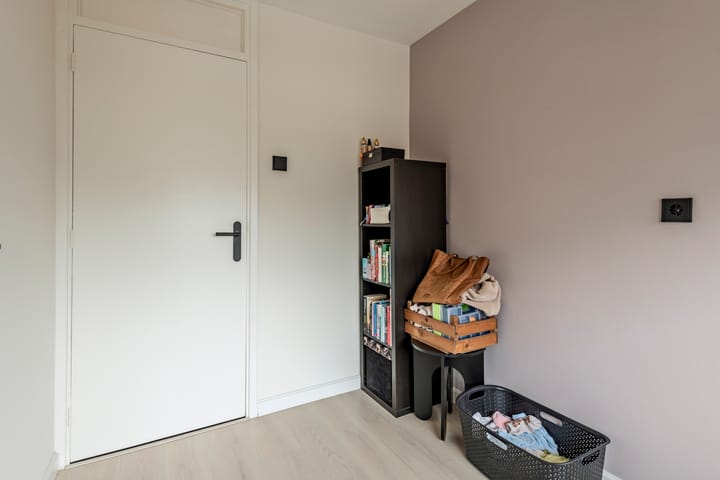 Photo 40 of Prins Bernhardlaan 334