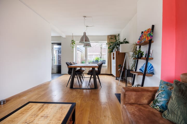 Foto 13 van Albardastraat 32