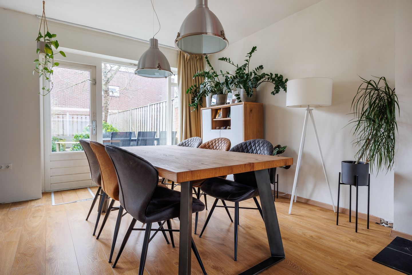 Foto 14 van Albardastraat 32