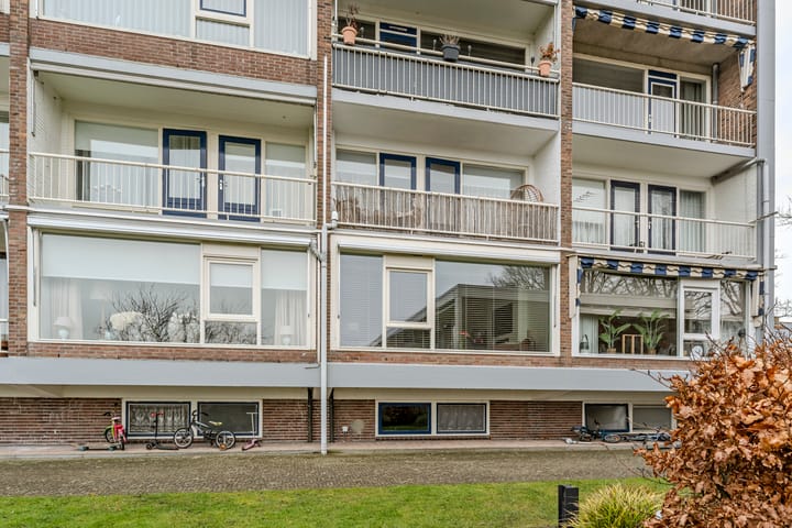 Photo 58 of Prins Bernhardlaan 334