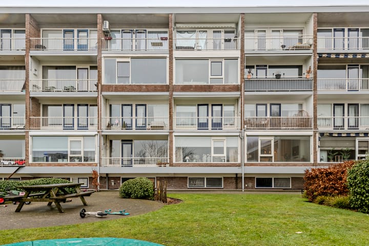 Photo 62 of Prins Bernhardlaan 334