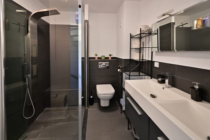 Foto 12 van Lakenkopersweg 7