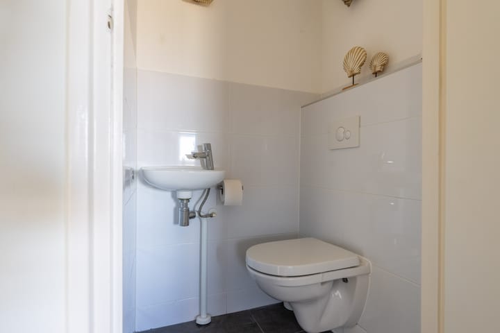 Foto 20 van Aert van Neslaan 323