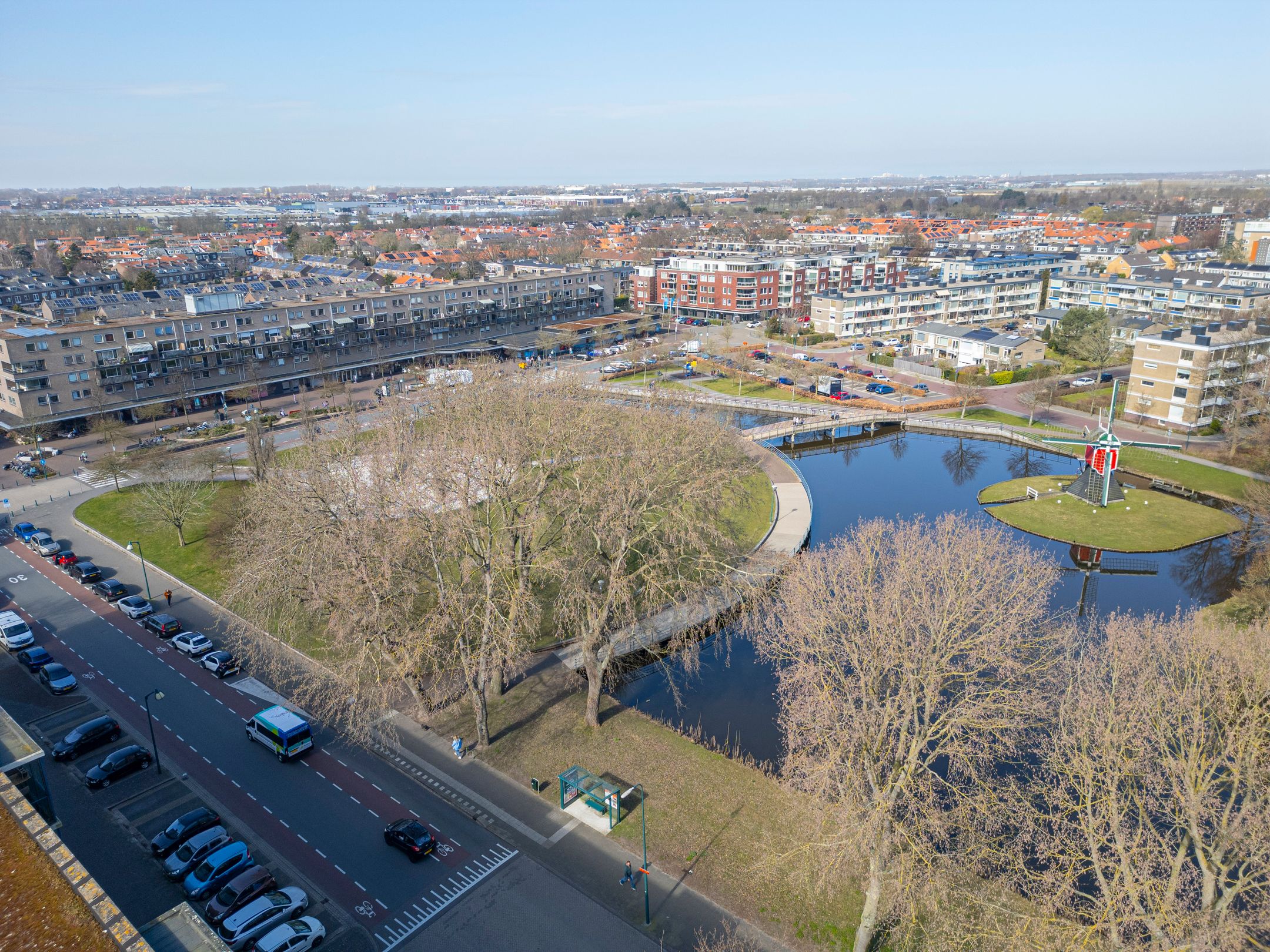 Foto 27 van Aert van Neslaan 323