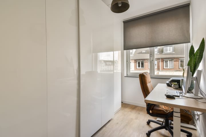 Foto 17 van Irislaan 42