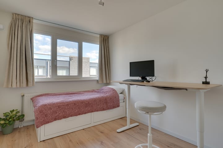 Foto 29 van C.F. Kuijken-van der Eijndetuin 22