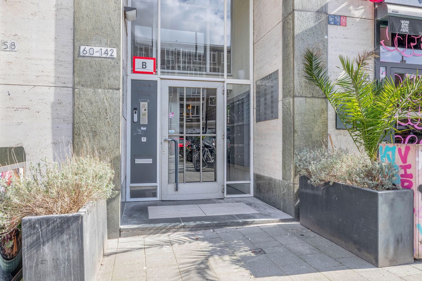 Foto 5 van Schiedamse Vest 102