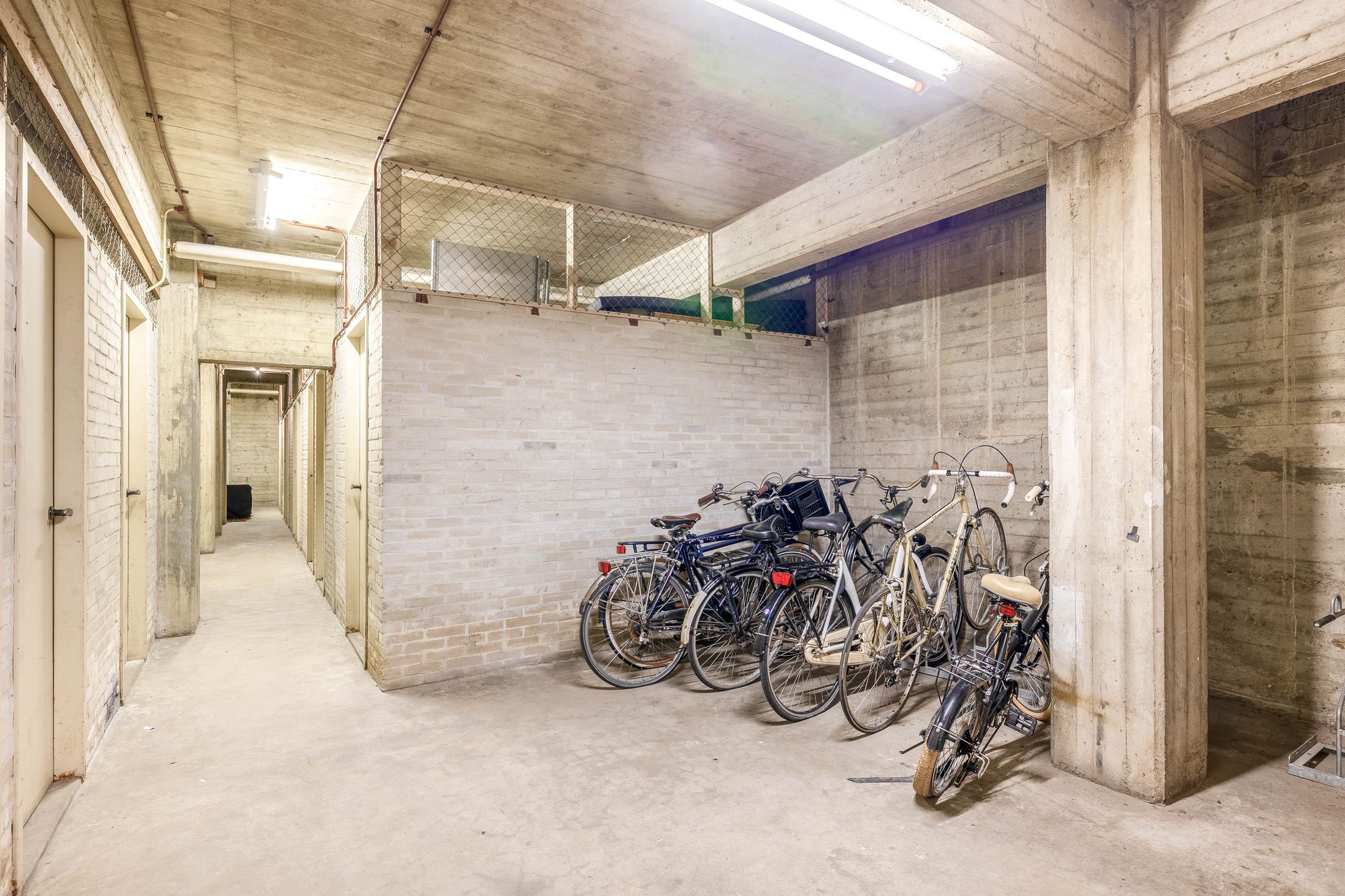 Foto 30 van Schiedamse Vest 102