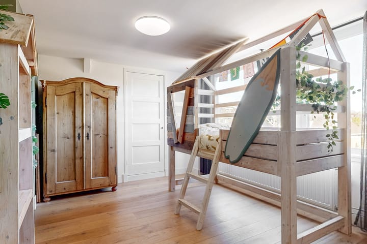 Foto 23 van Kennemerstraatweg 299