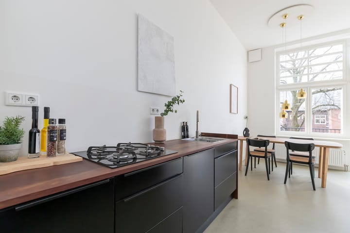 Foto 18 van Jacob van Wassenaar Obdamstraat 13-D