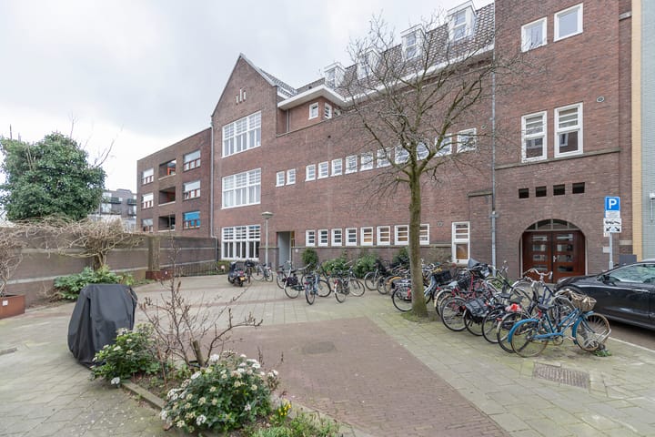 Foto 33 van Jacob van Wassenaar Obdamstraat 13-D