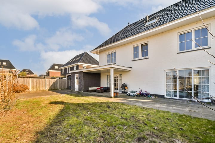 Photo 6 of Koning Willem-Alexanderlaan 13