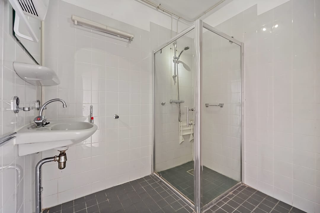 Foto 23 van Roland Holstlaan 1181