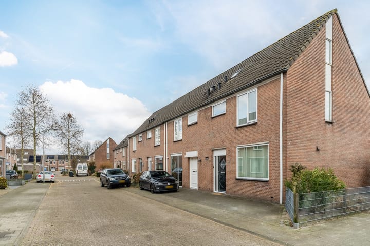 Foto 43 van Baardwijkstraat 32