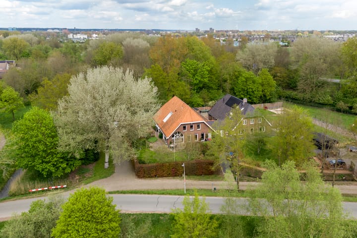 Photo 2 of Rijkerswoerdsestraat 5-A