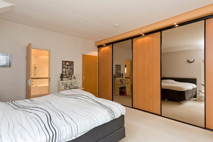 Photo 39 of Rijkerswoerdsestraat 5-A