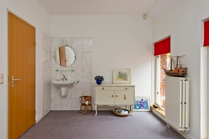 Photo 45 of Rijkerswoerdsestraat 5-A